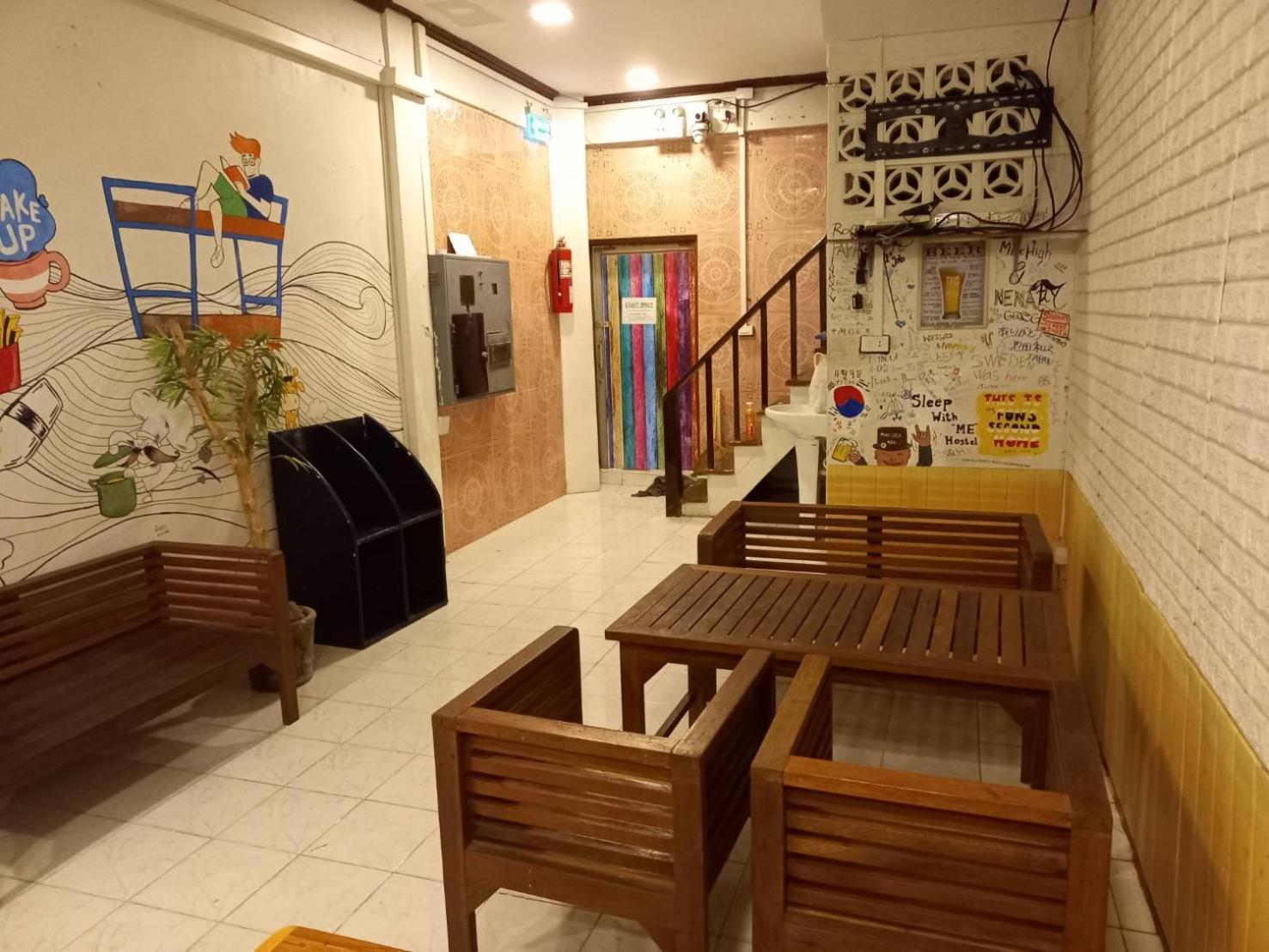 בנגקוק Sleepwith Me Hostel מראה חיצוני תמונה