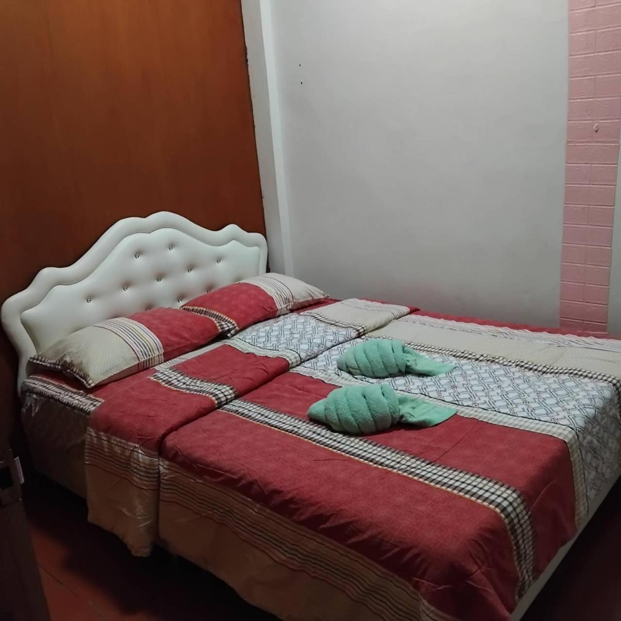 בנגקוק Sleepwith Me Hostel מראה חיצוני תמונה