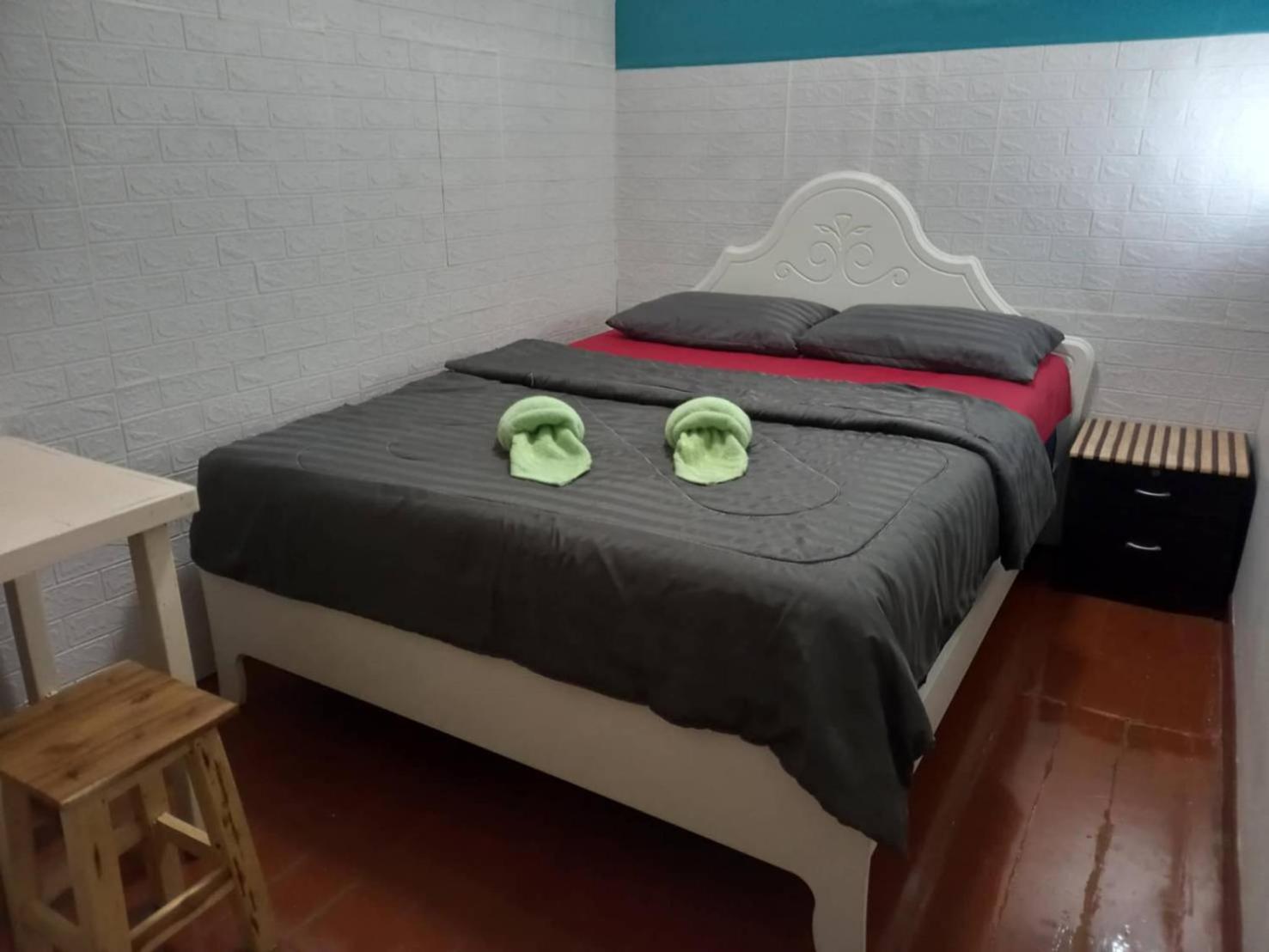 בנגקוק Sleepwith Me Hostel מראה חיצוני תמונה