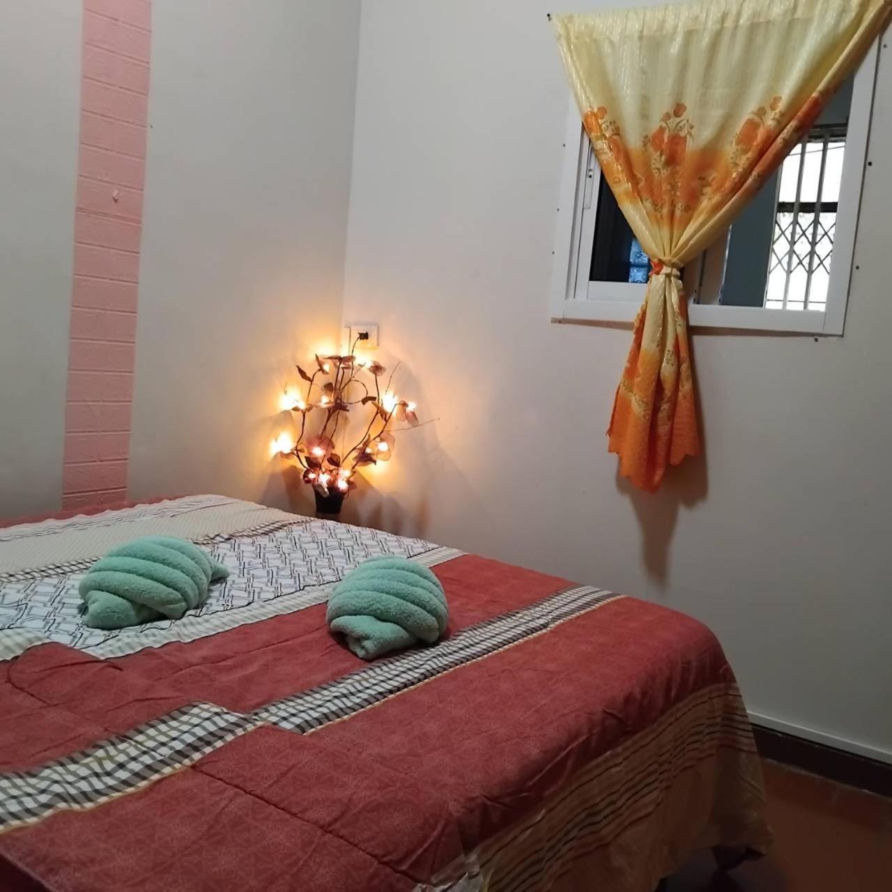 בנגקוק Sleepwith Me Hostel מראה חיצוני תמונה