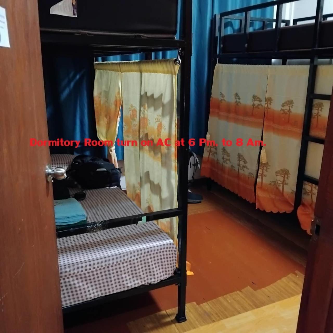 בנגקוק Sleepwith Me Hostel מראה חיצוני תמונה