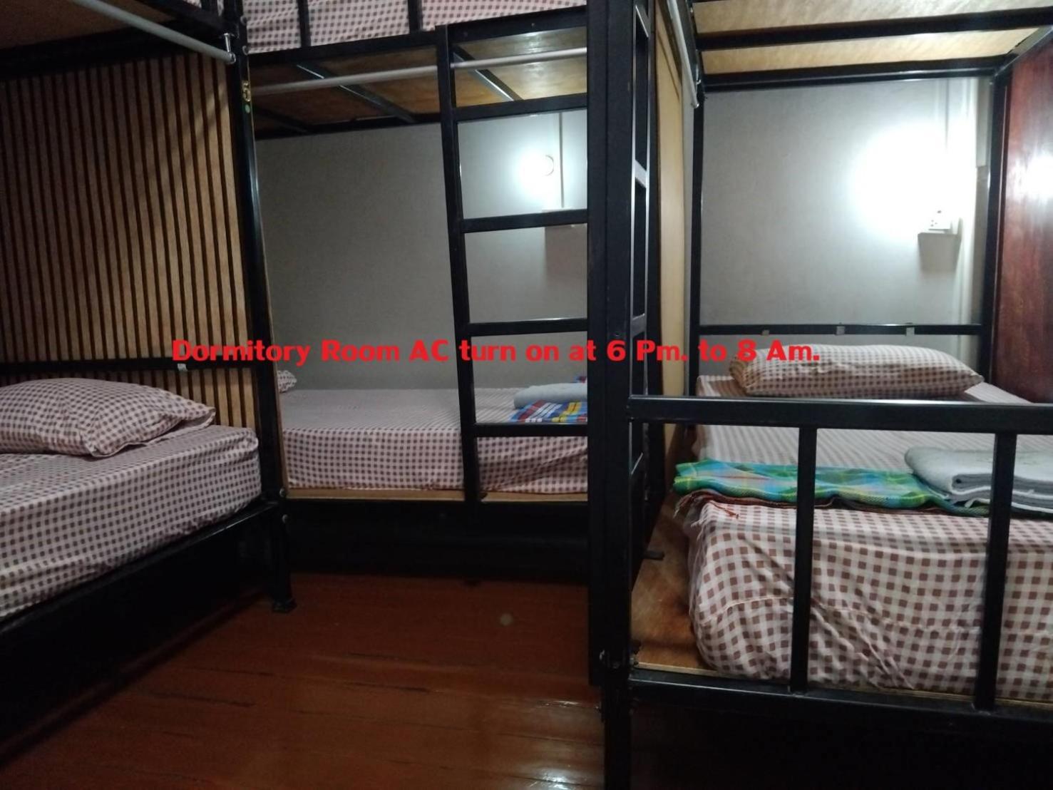 בנגקוק Sleepwith Me Hostel מראה חיצוני תמונה