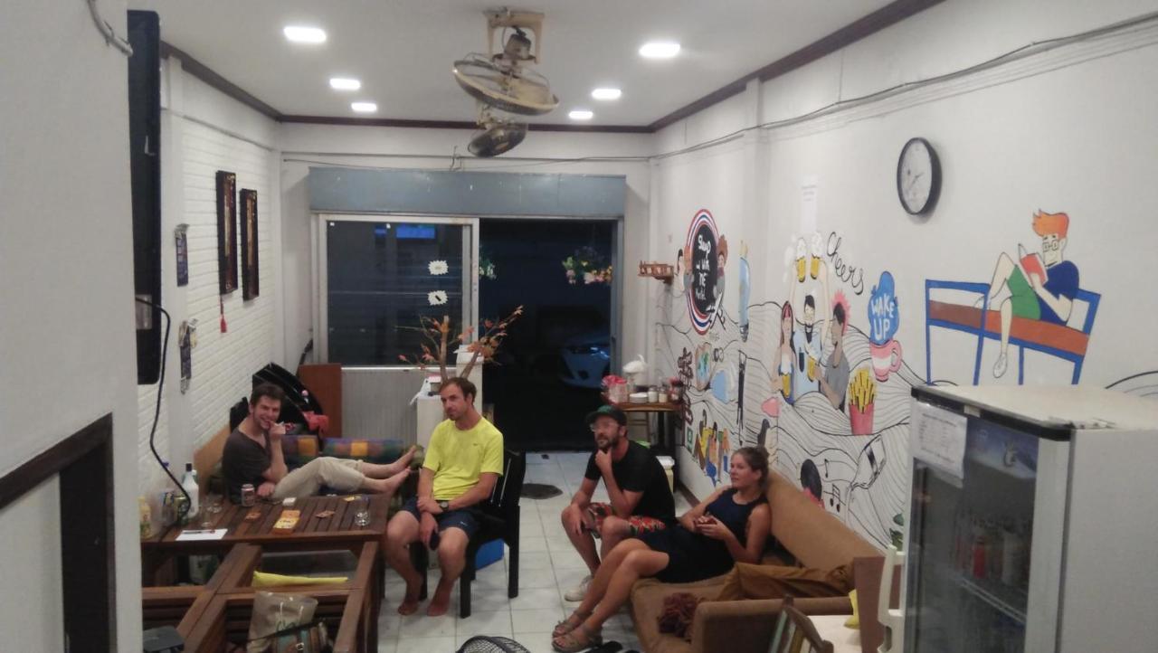 בנגקוק Sleepwith Me Hostel מראה חיצוני תמונה