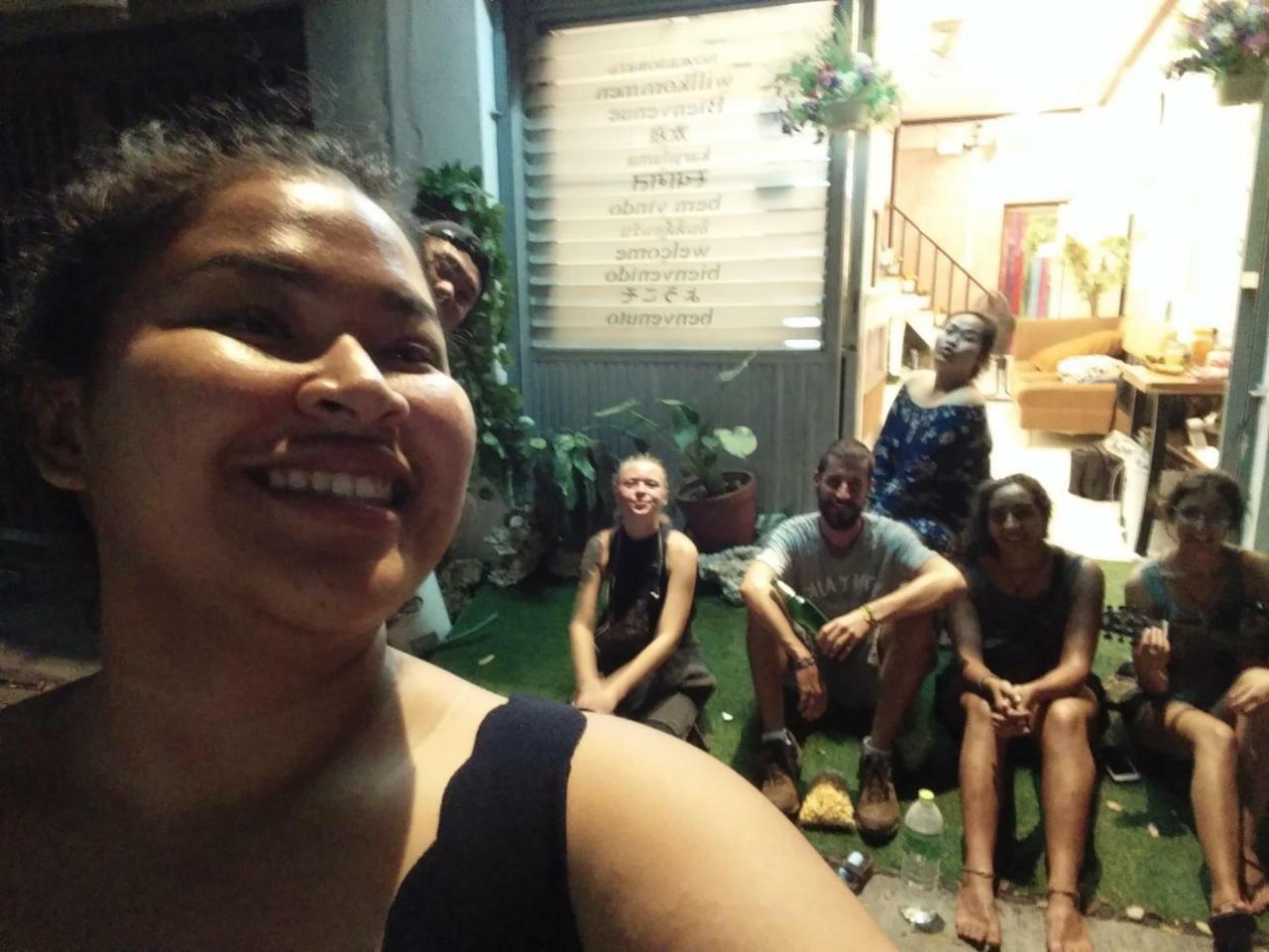 בנגקוק Sleepwith Me Hostel מראה חיצוני תמונה